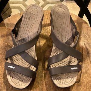 Women’s Croc Heels